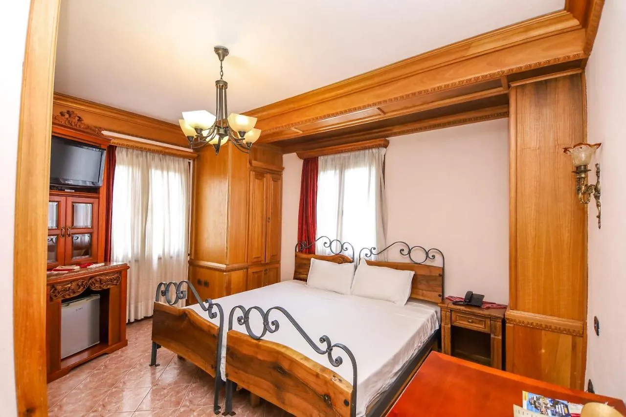 Brilant Antik Hotel Tirana Albania