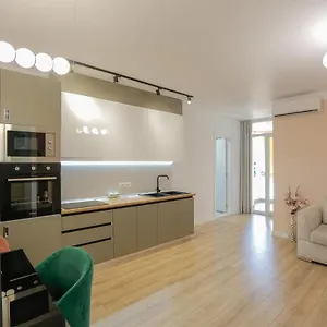 Apartment Miku Apartment-spectacular 1bd At Komuna E Parisit, Tirana