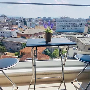 Appartamento Rovena's - Free Parking, Tirana
